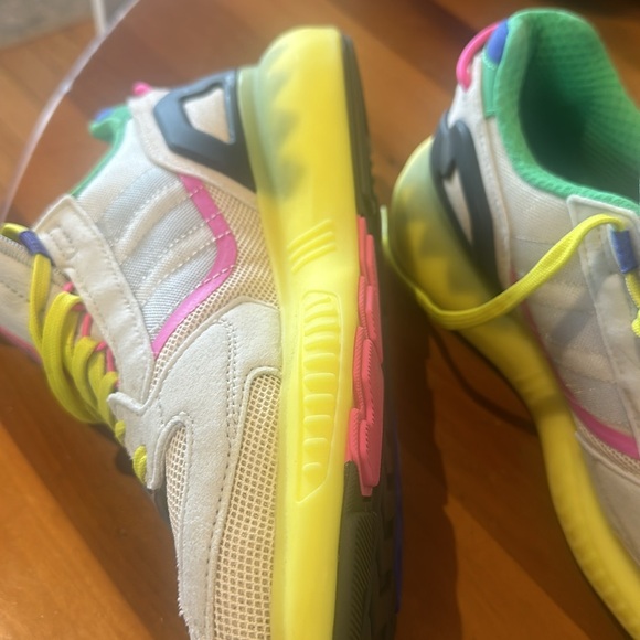 Adidas ZX women size 7 - Picture 3 of 7